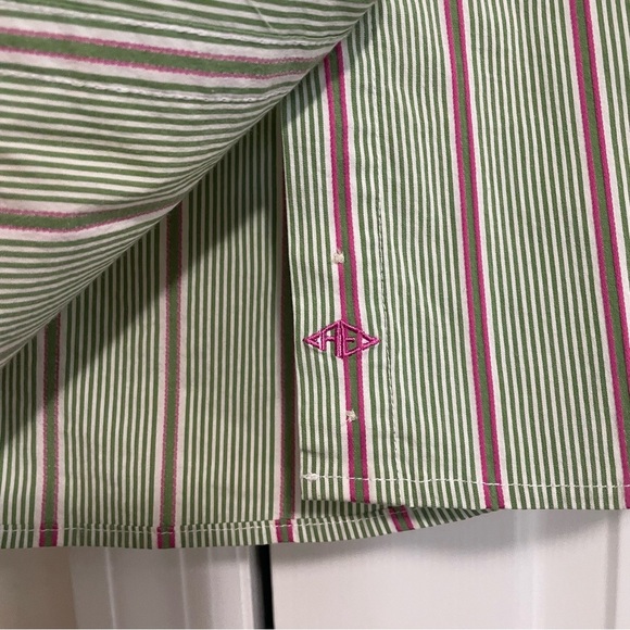 American Eagle AE Favorite Fit Women's Green Pink Button Down Blouse Size 12 - Picture 6 of 10